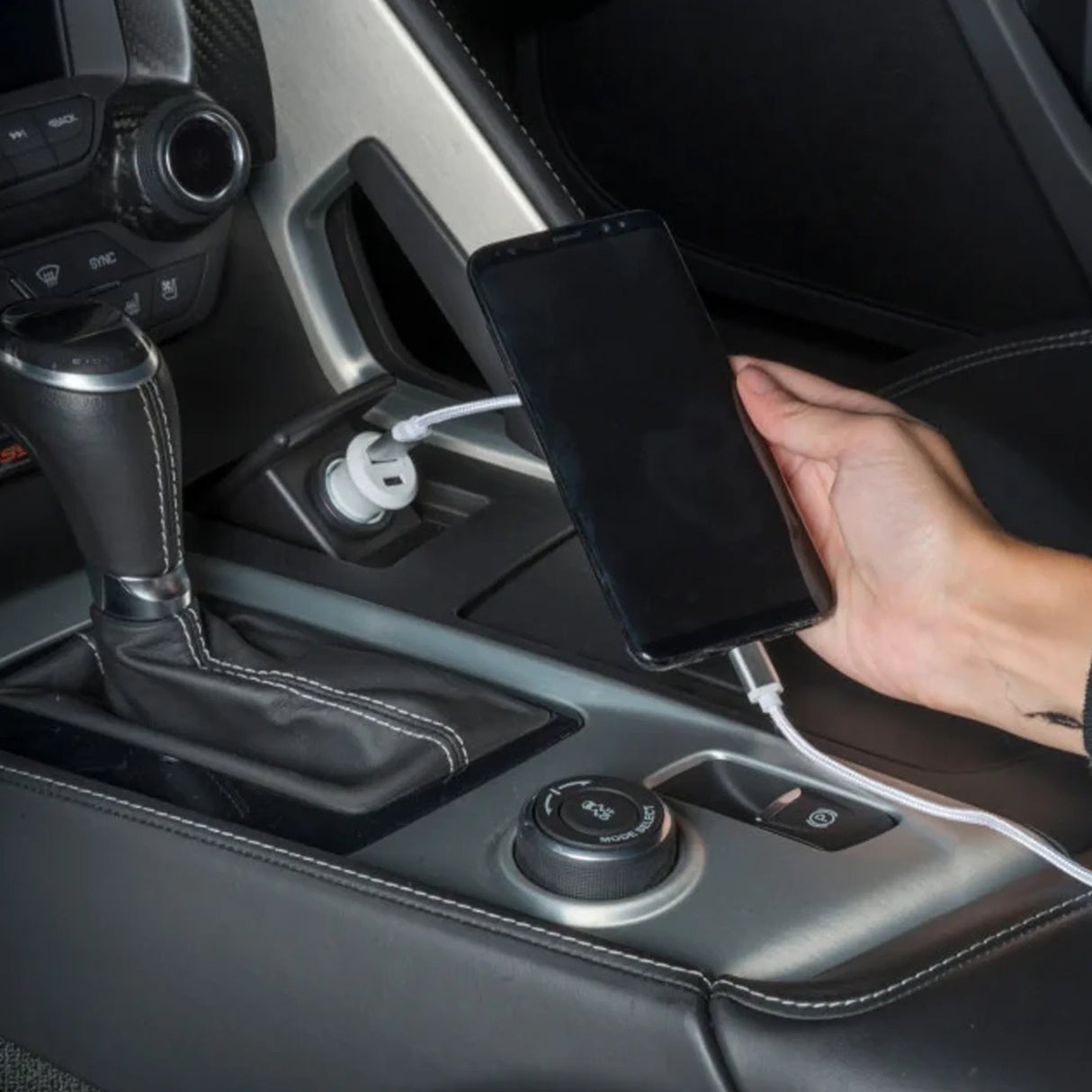 Car Charger with USB-A and Type-C Output